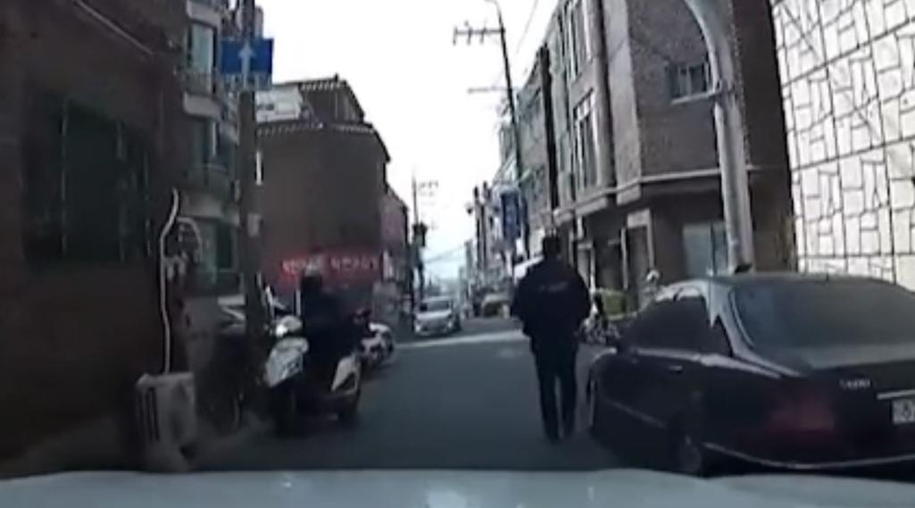 3번 째 사진
