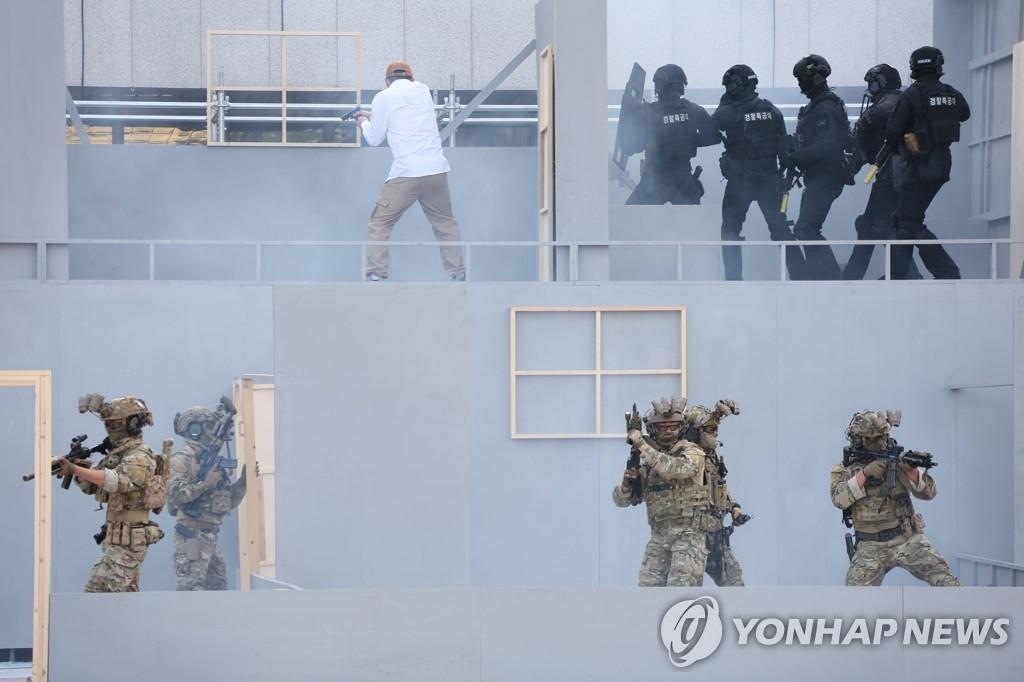 1번 째 사진
